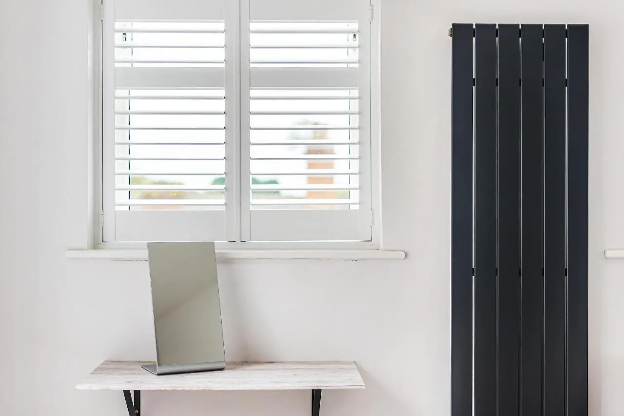 Locket Studio - Cosy Apartment With Balcony York